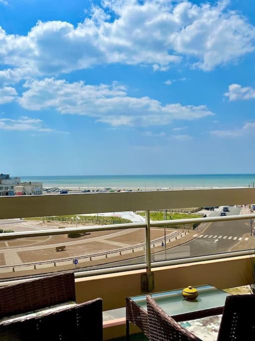 Appartement Duplex Cosy Avec Vue Mer à Cucq Extérieur photo